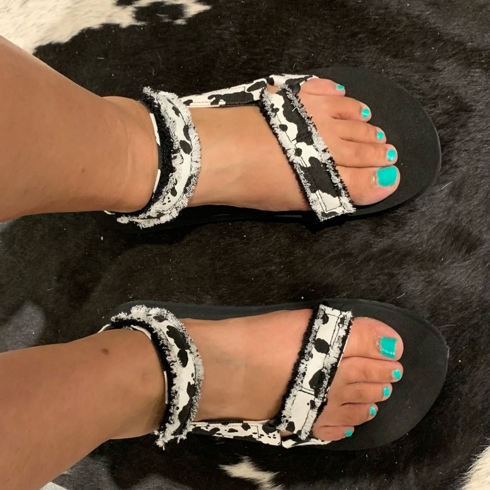 Hazey Sandals